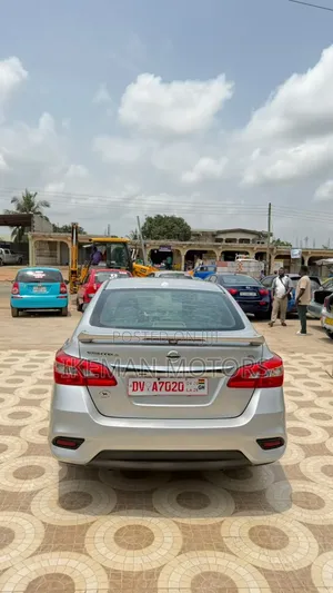 Nissan Sentra 2016 Silver