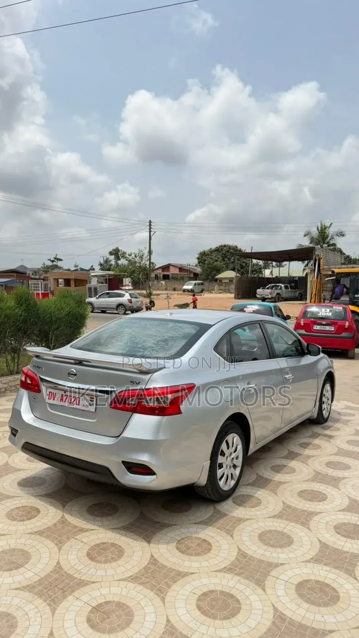 Nissan Sentra 2016 Silver