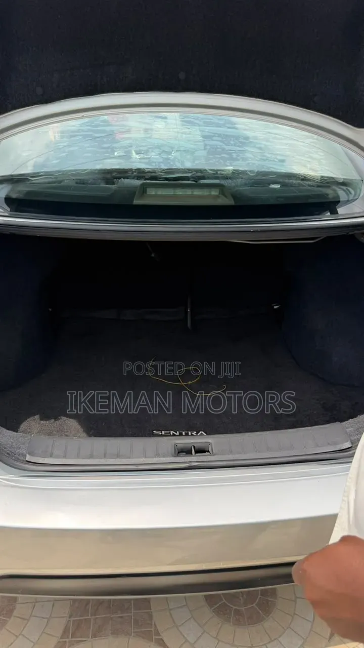 Nissan Sentra 2016 Silver