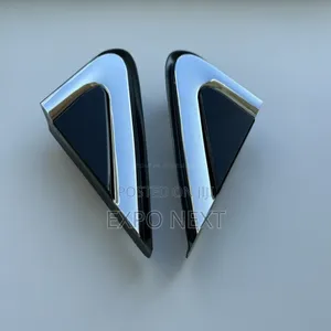 KIA Sorento 2016–2020 Mirror Pad/Corner Fender Triangle Cover, Chrome