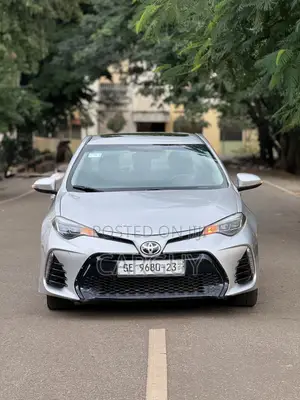Toyota Corolla S Plus 4dr Sedan (1.8L 4cyl CVT) 2014 Silver