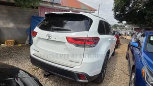 Toyota Highlander 2018 White