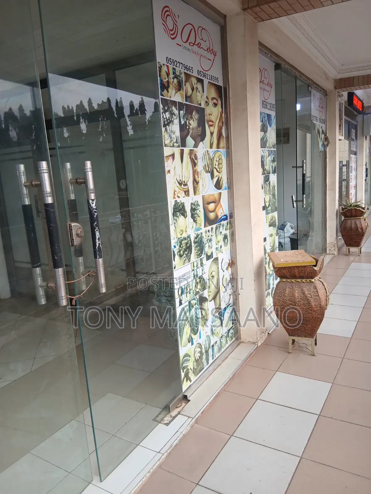 Double Shop for Rent at Westlegon