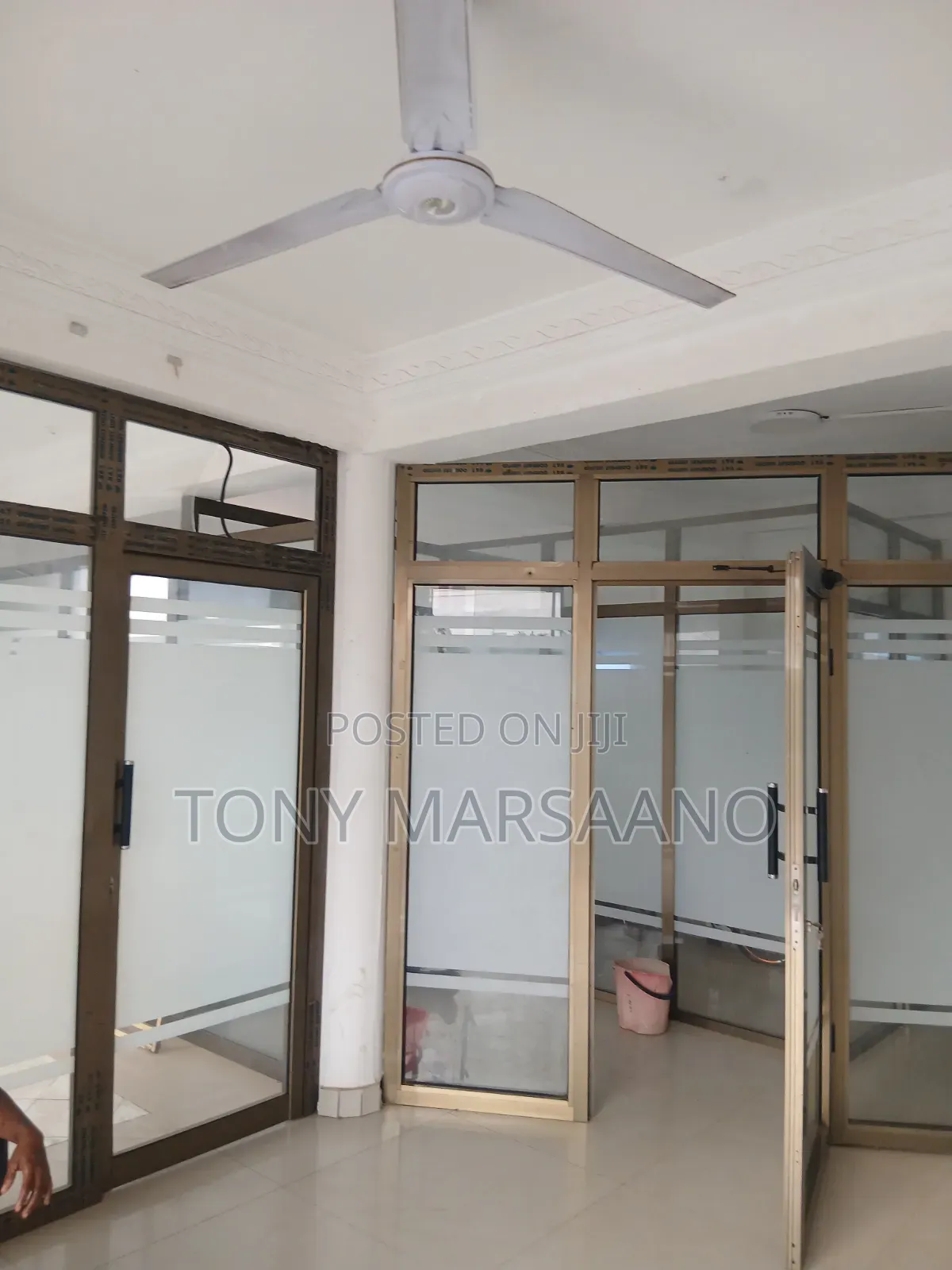 Double Shop for Rent at Westlegon