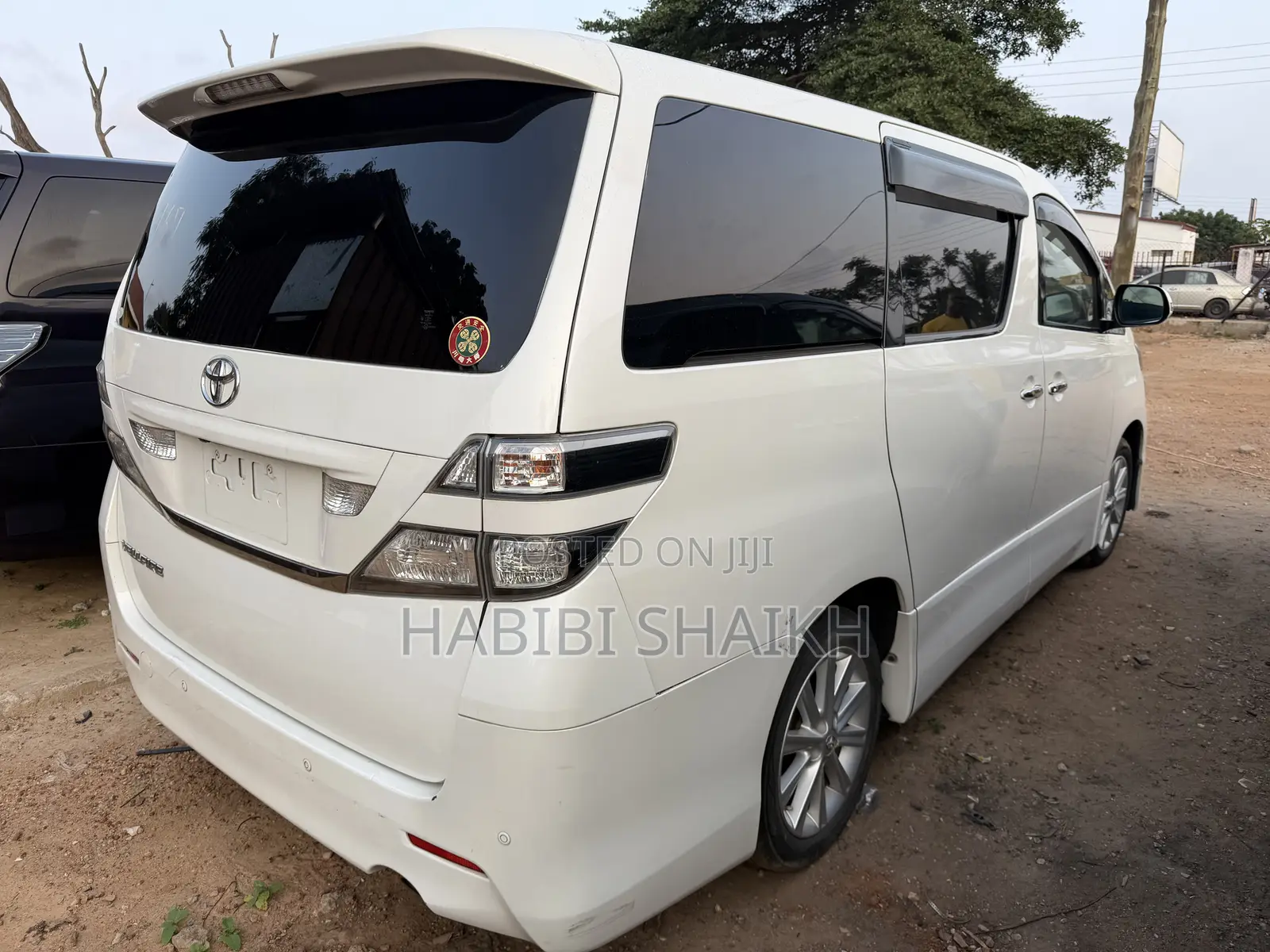 Toyota Vellfire Z Platinum Selection 2.4 FWD 7-Seater 2010 White