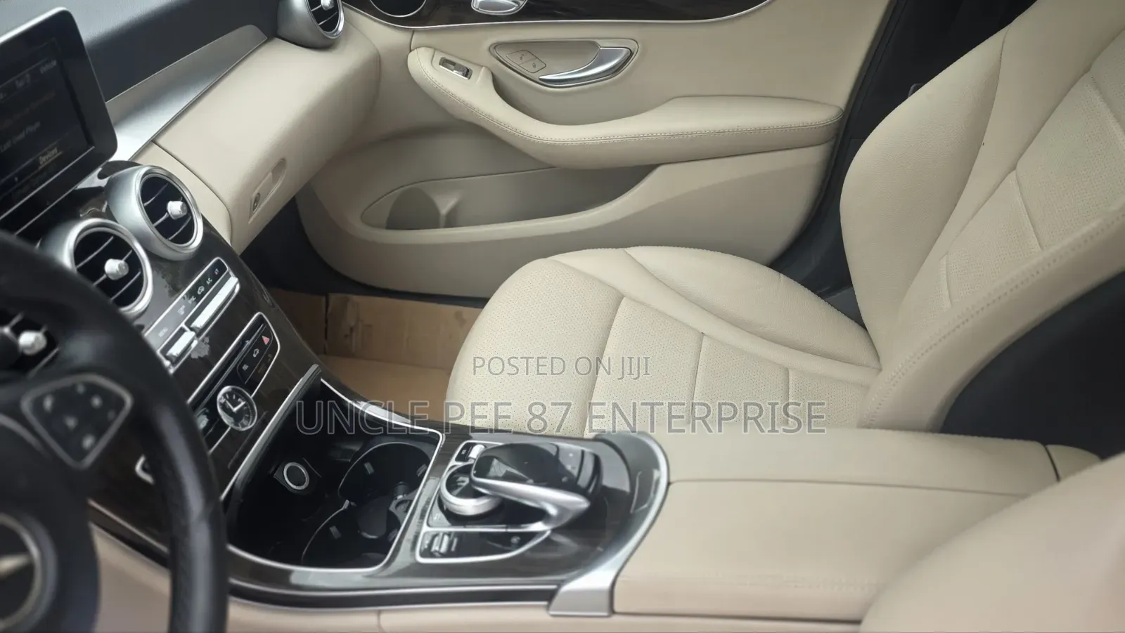 Mercedes-Benz C300 2017 White