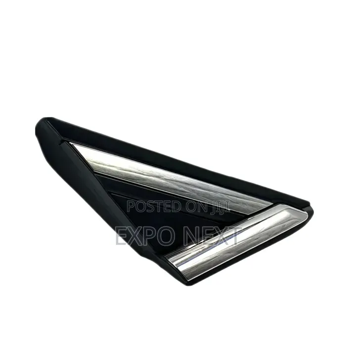 Ford Focus 2012–2018 Mirror Pad, Chrome Mirror Triangle Cover