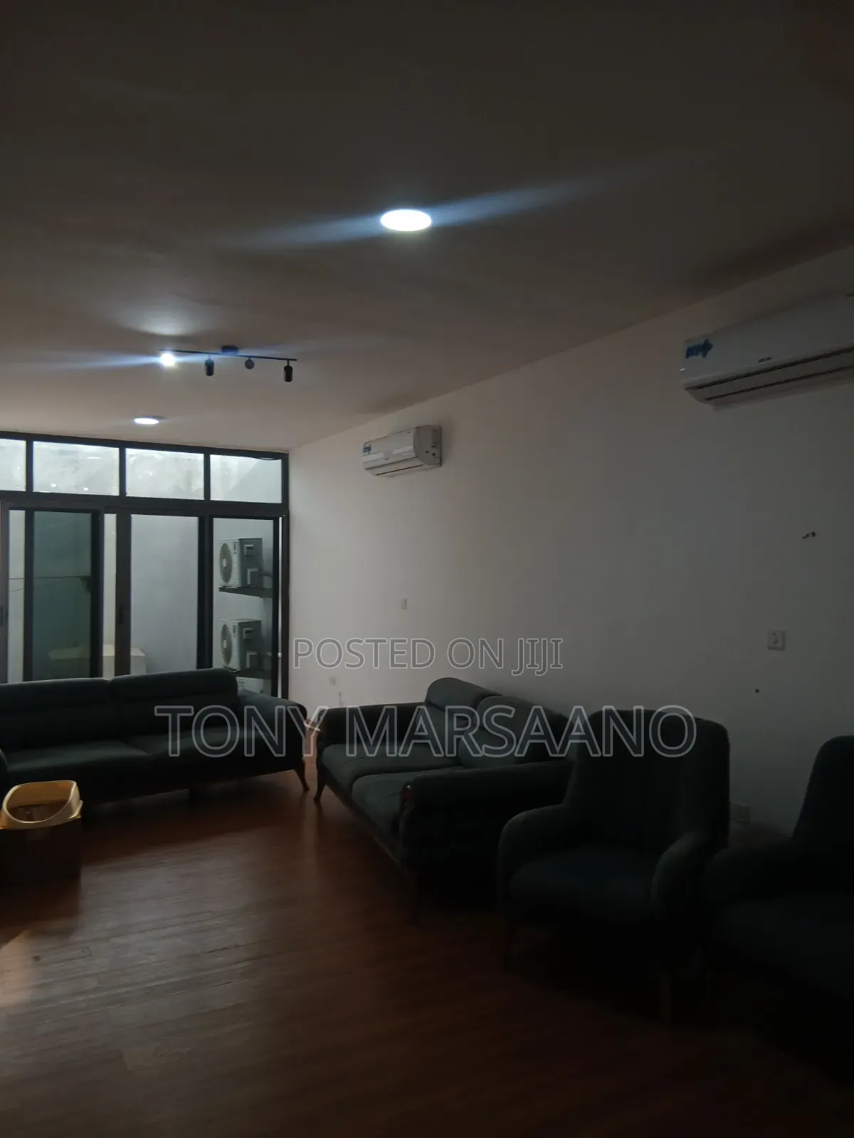5bdrm Townhouse / Terrace in Westlegon, Medifem Area for rent