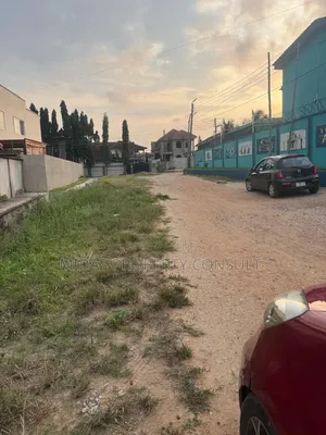 5 Plots for Sale at East Airport
