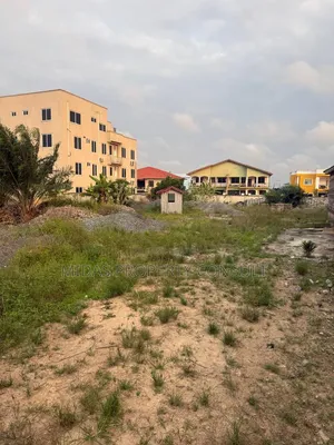 5 Plots for Sale at East Airport