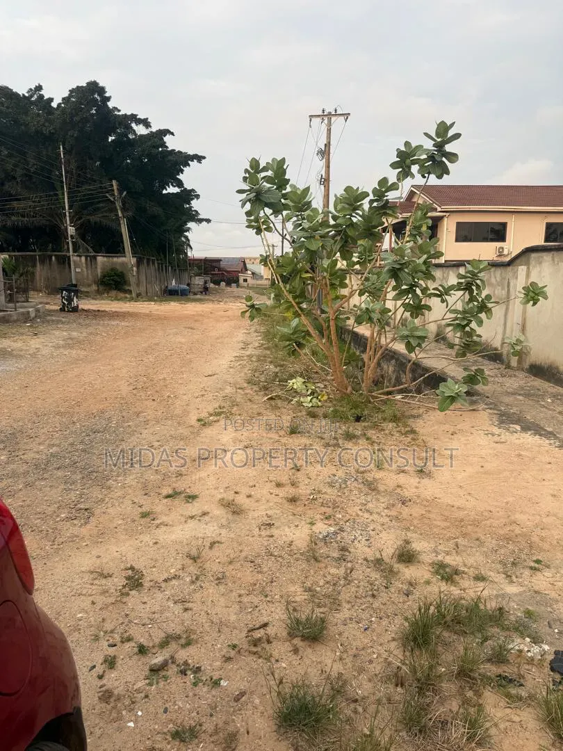5 Plots for Sale at East Airport