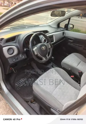 Toyota Vitz 2012 Gray
