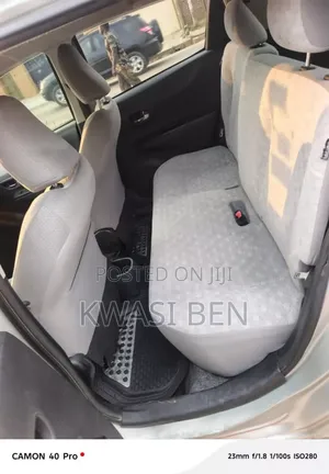 Toyota Vitz 2012 Gray