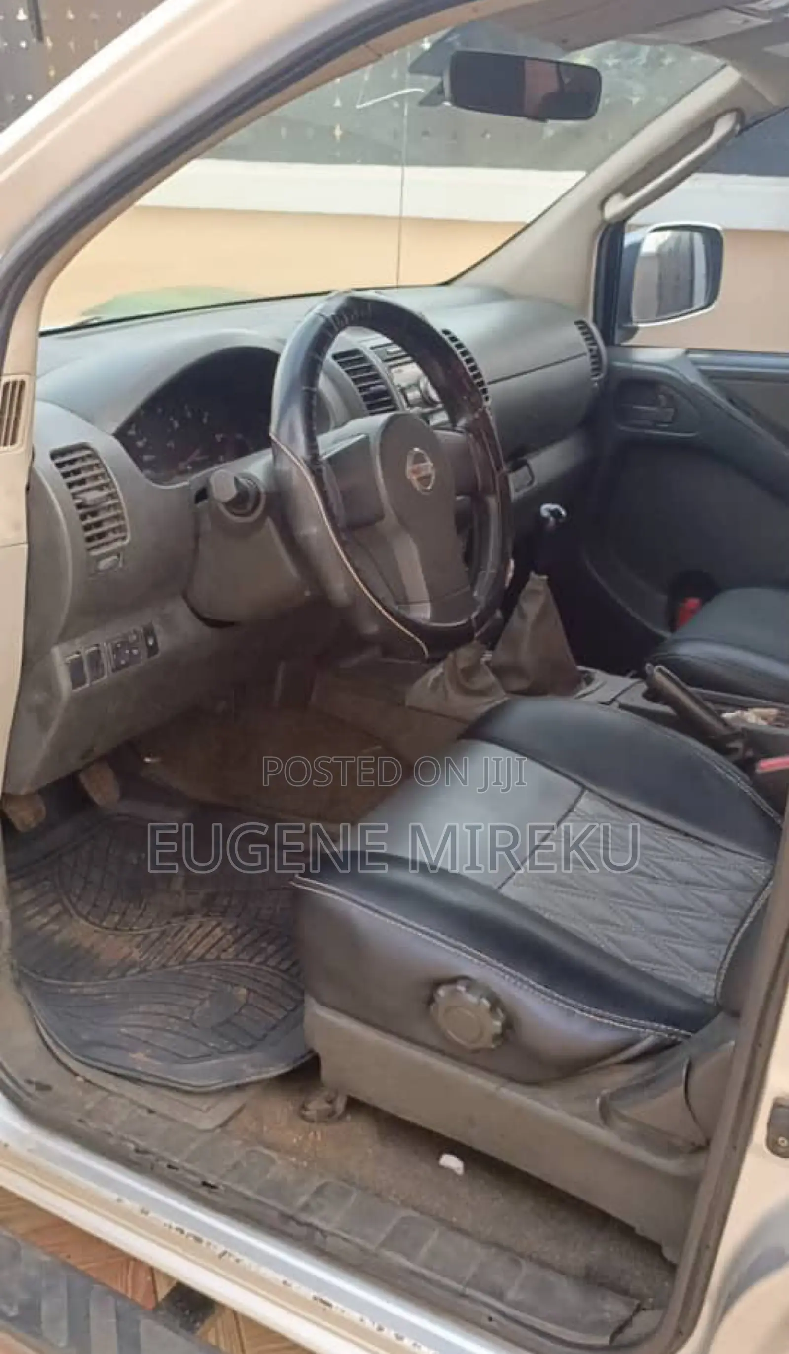 Nissan Navara 2012 Silver