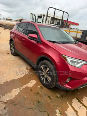 Toyota RAV4 2016 Red