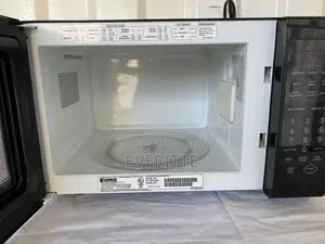 Very Neat Kenmore Countertop Microwave
