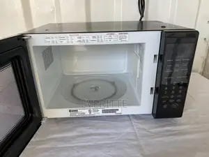 Very Neat Kenmore Countertop Microwave