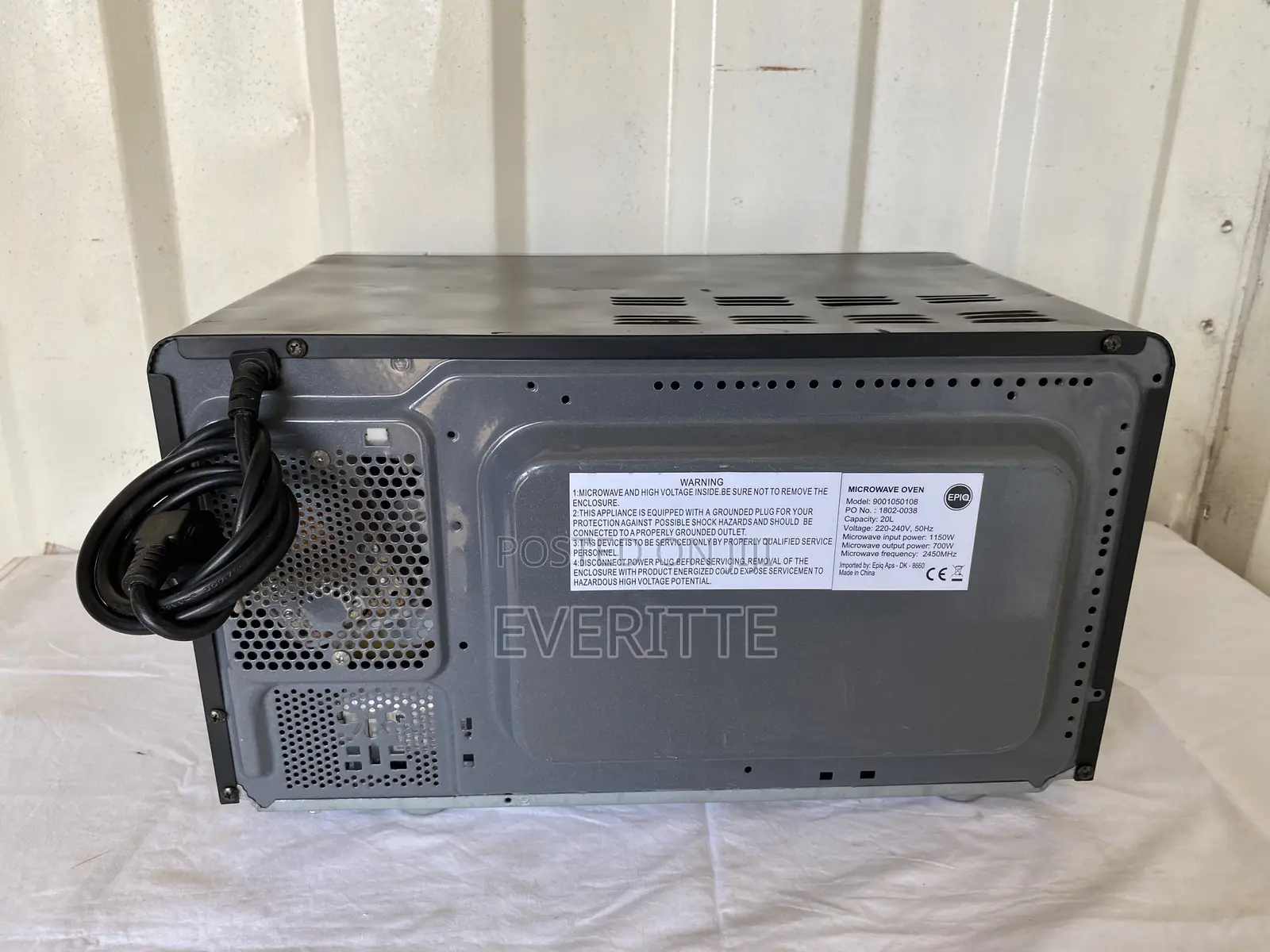 Epio Budget-Friendly Black Microwave