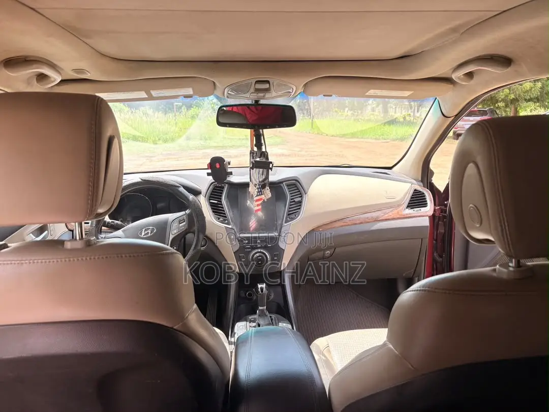 Hyundai Santa Fe 2014 Red