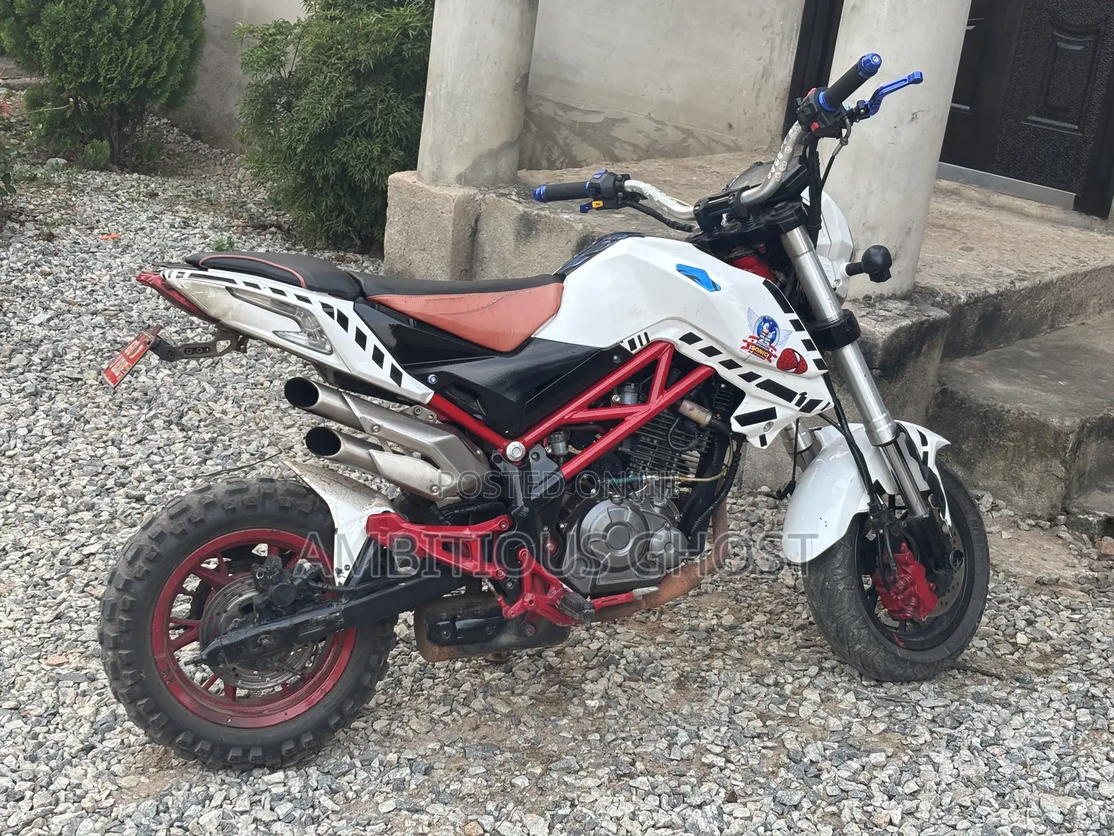 Benelli TNT 2022 White