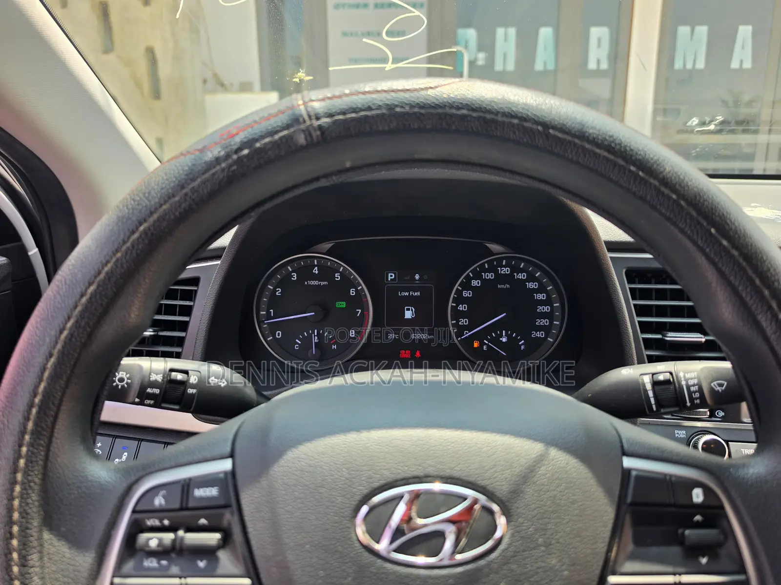 Hyundai Elantra Value Edition 2018 White