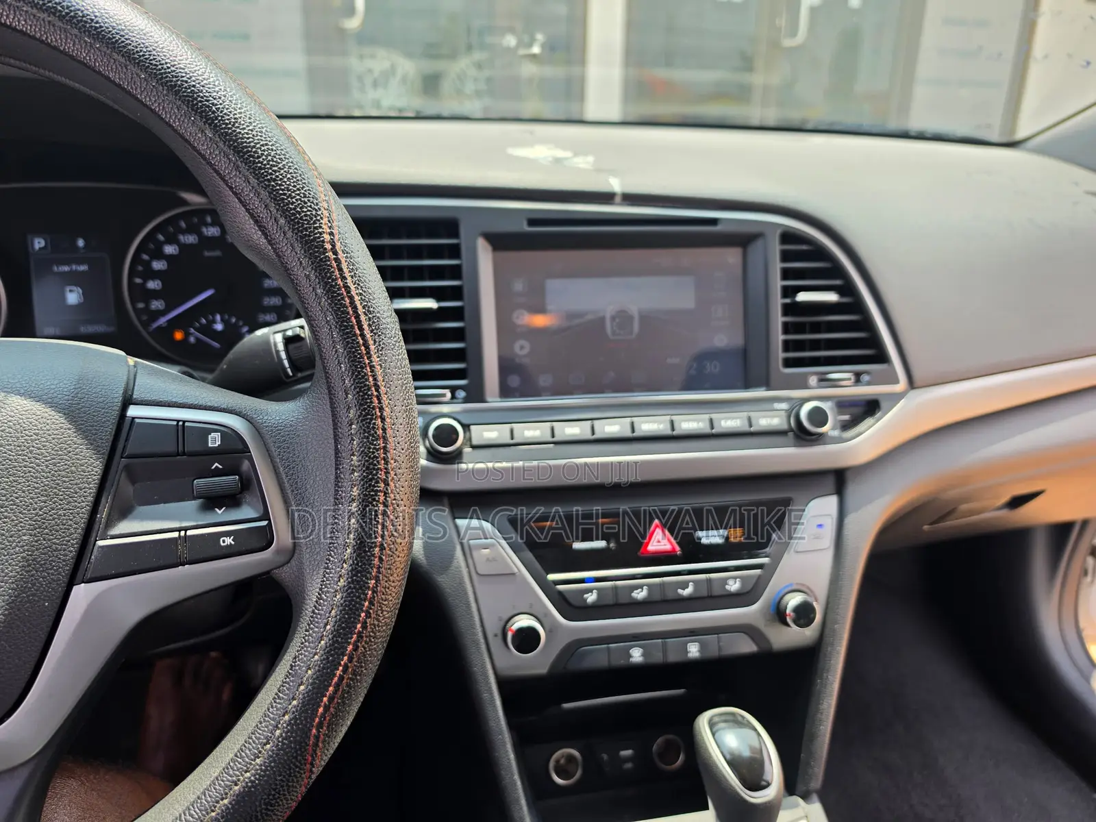 Hyundai Elantra Value Edition 2018 White