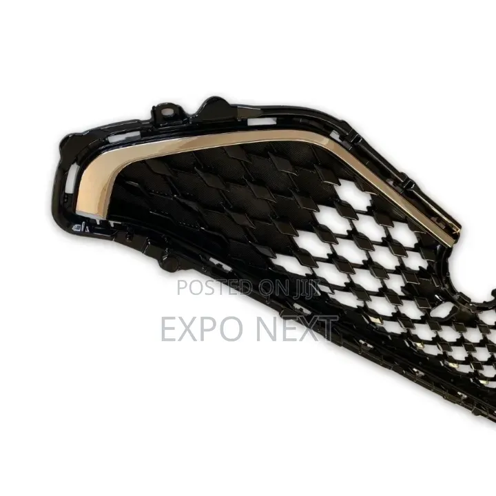 Toyota RAV4 — 2019–2022 Front Grille