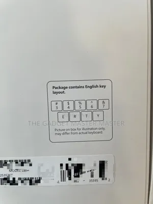 Microsoft Surface Pro Keyboard With Pen Storage