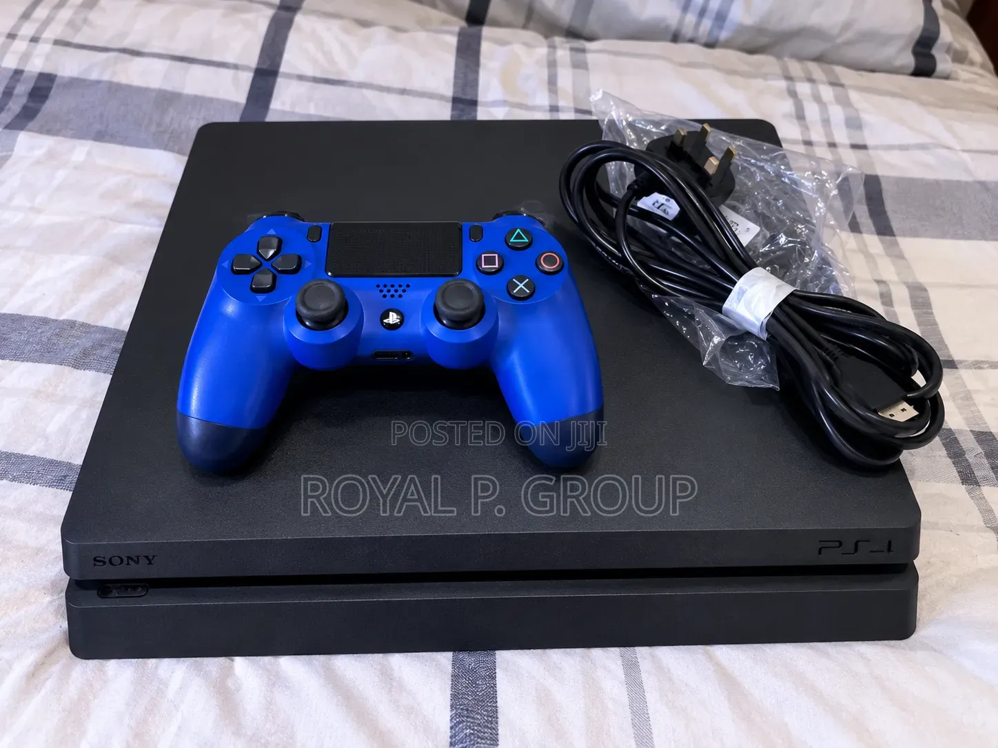 PS4 Slim 1tb With 12 Games