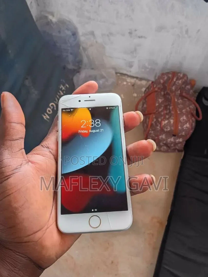 Apple iPhone 7 32 GB Silver
