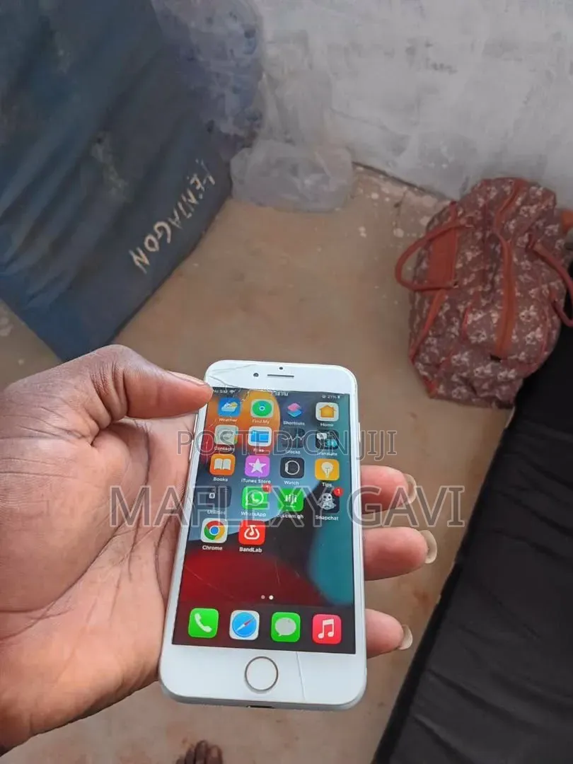 Apple iPhone 7 32 GB Silver