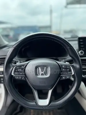 Honda Accord Touring 2.0T 2021 White