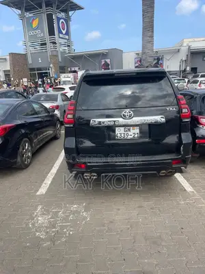 Toyota Land Cruiser Prado 2.7 2020 Black