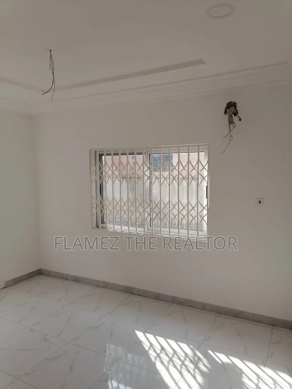 3bdrm House in Reggies Court, Amasaman for sale