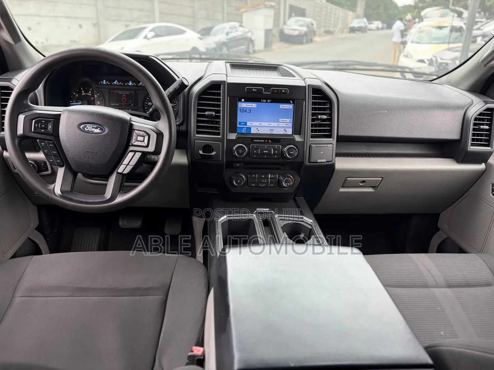 Ford F-150 XL 4x4 Regular Cab Styleside 8 ft. box 141 in. WB 2018 Blue