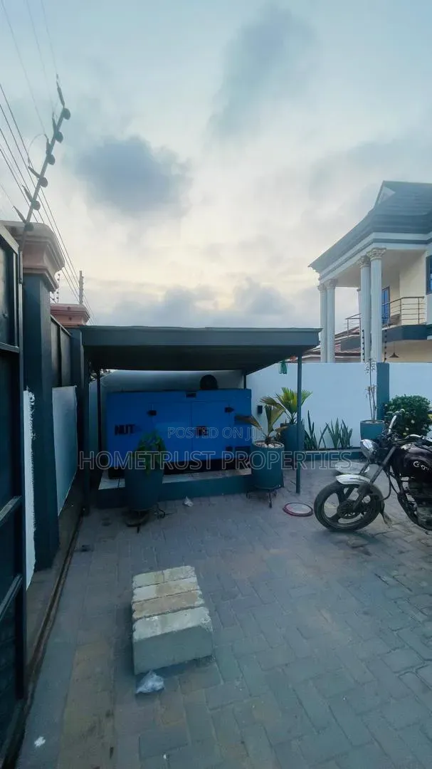 Furnished 4bdrm Duplex in Hastso Westland, Antis for rent
