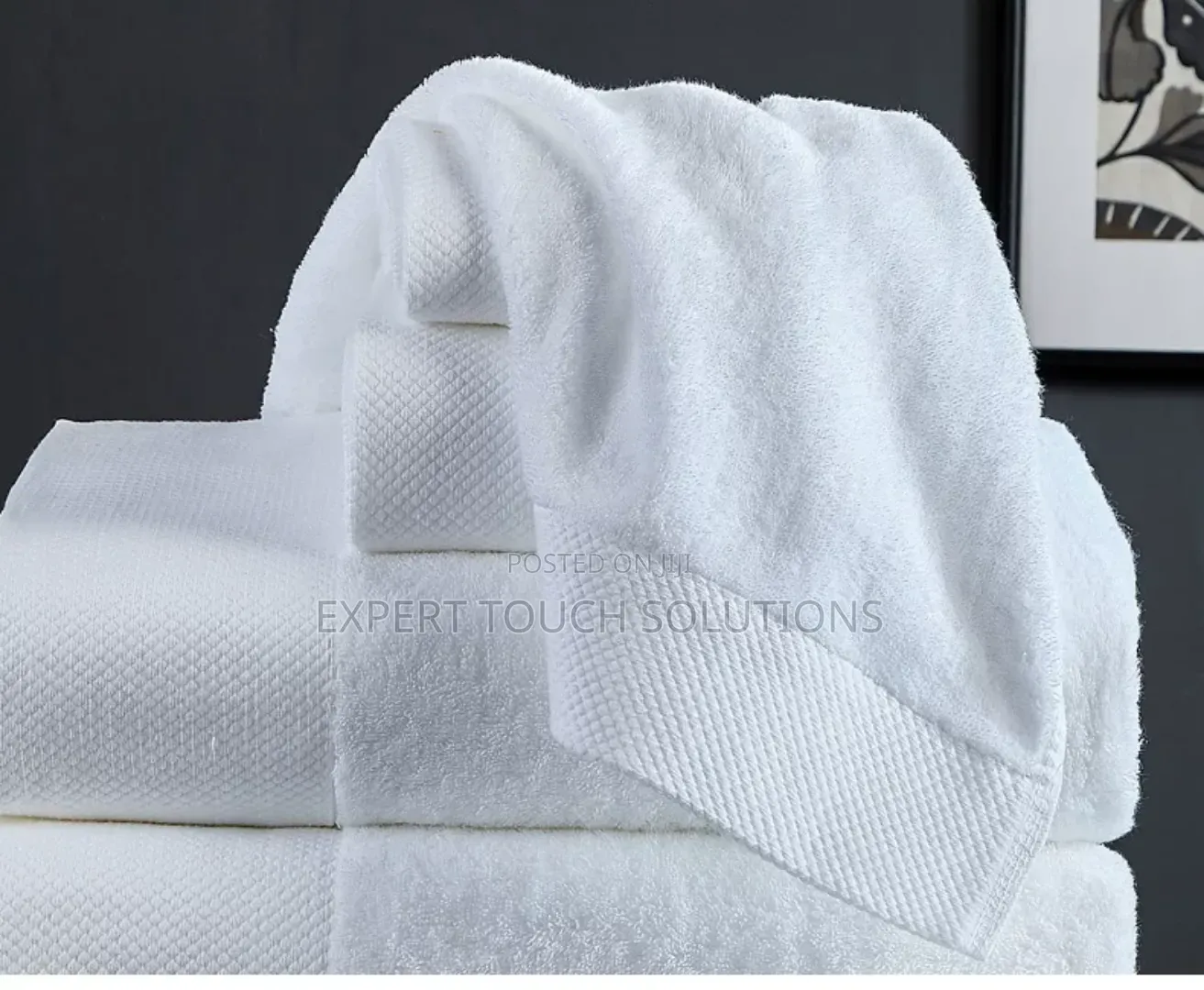Hotel Fluffy Towels