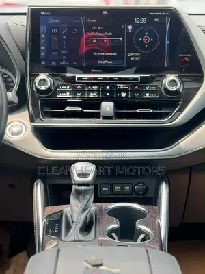 Toyota Highlander Platinum 2022 Black