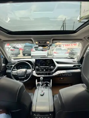 Toyota Highlander Platinum 2022 Black