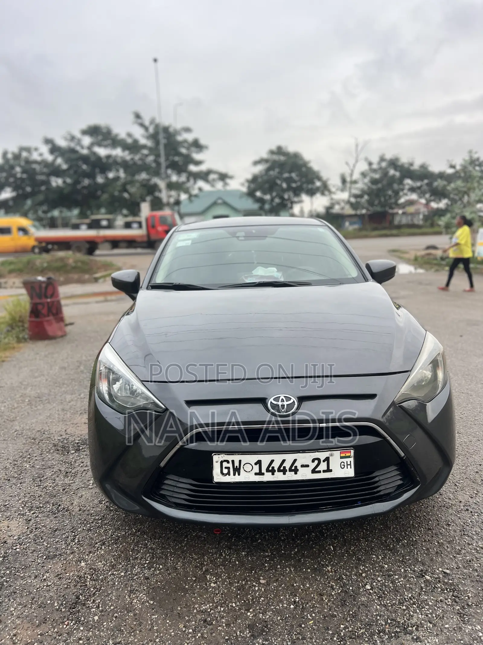 Toyota Yaris iA 1.5 FWD 2017 Gray