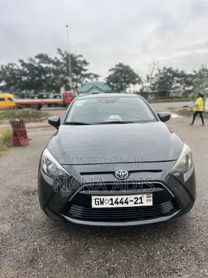 Toyota Yaris iA 1.5 FWD 2017 Gray