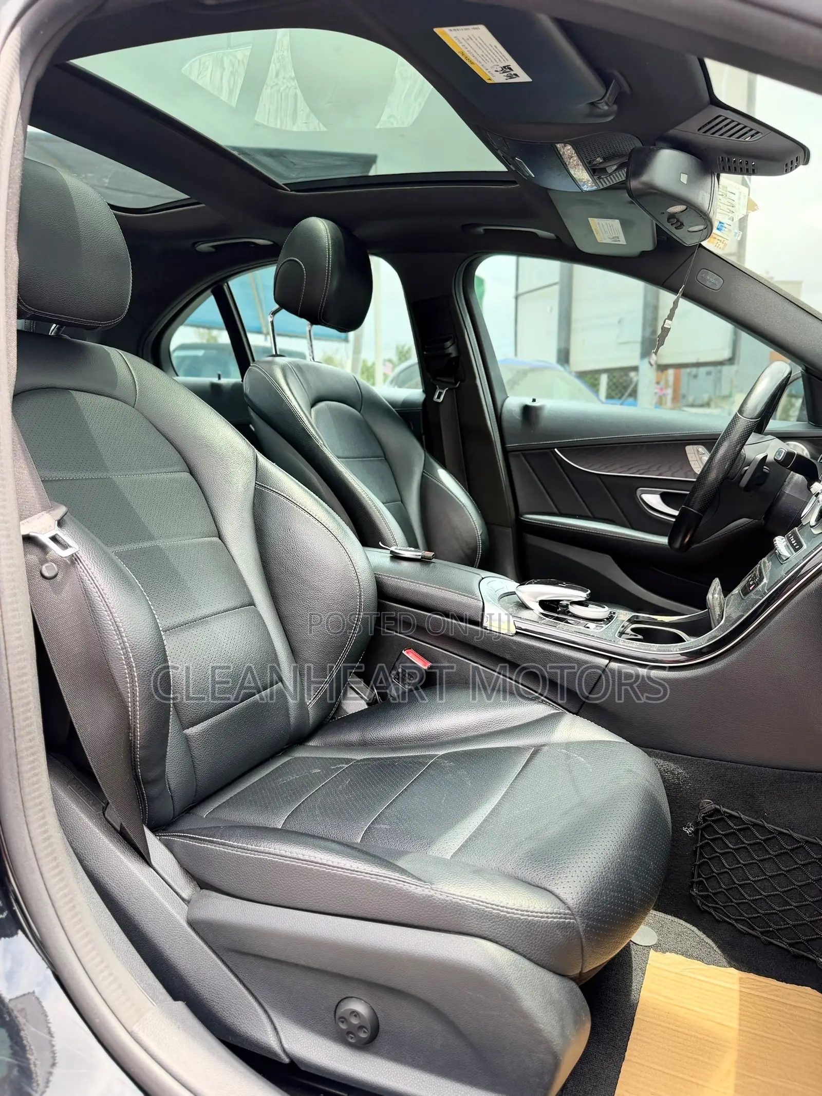 Mercedes-Benz C300 Sport 4Matic Sedan AWD (2.0L 4cyl 7A) 2017 Black