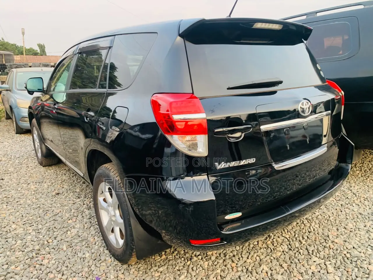 Toyota Vanguard 2013 Black
