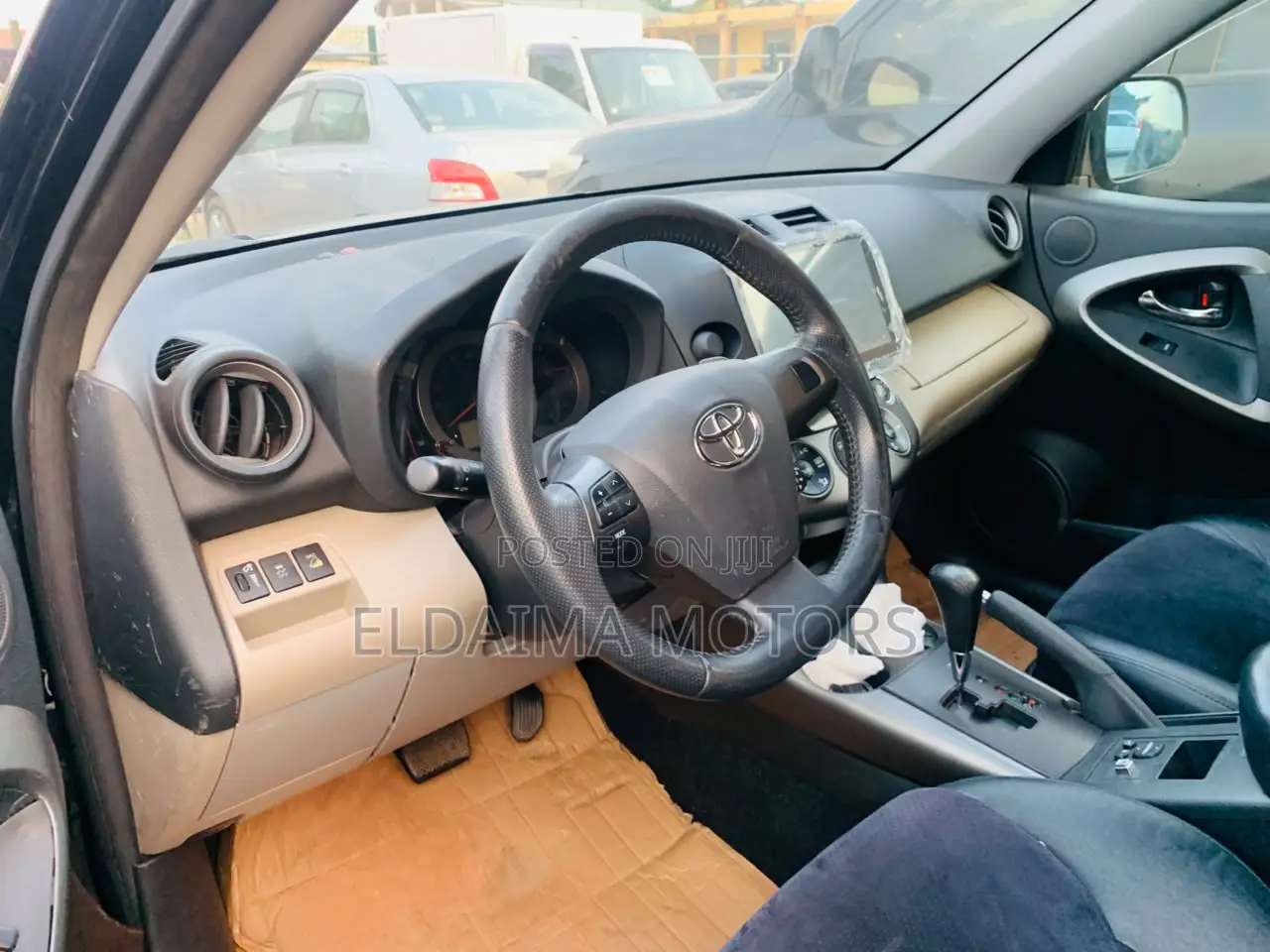 Toyota Vanguard 2013 Black