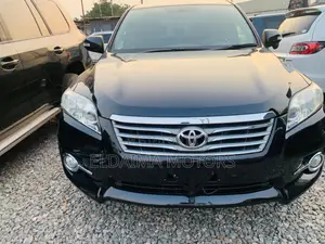 Toyota Vanguard 2013 Black