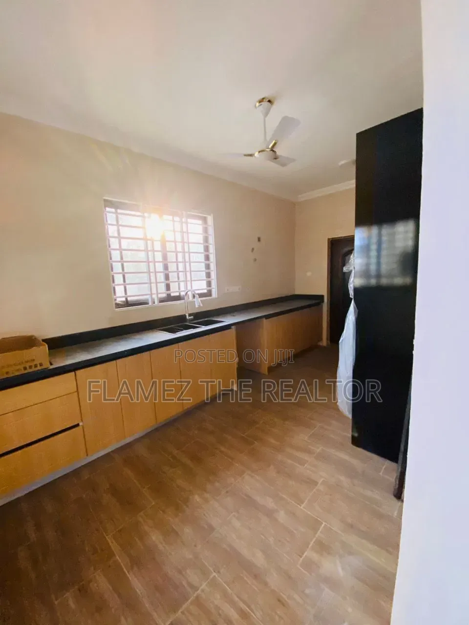 2bdrm Duplex in Achimota Mall, Ola Achool Area for rent