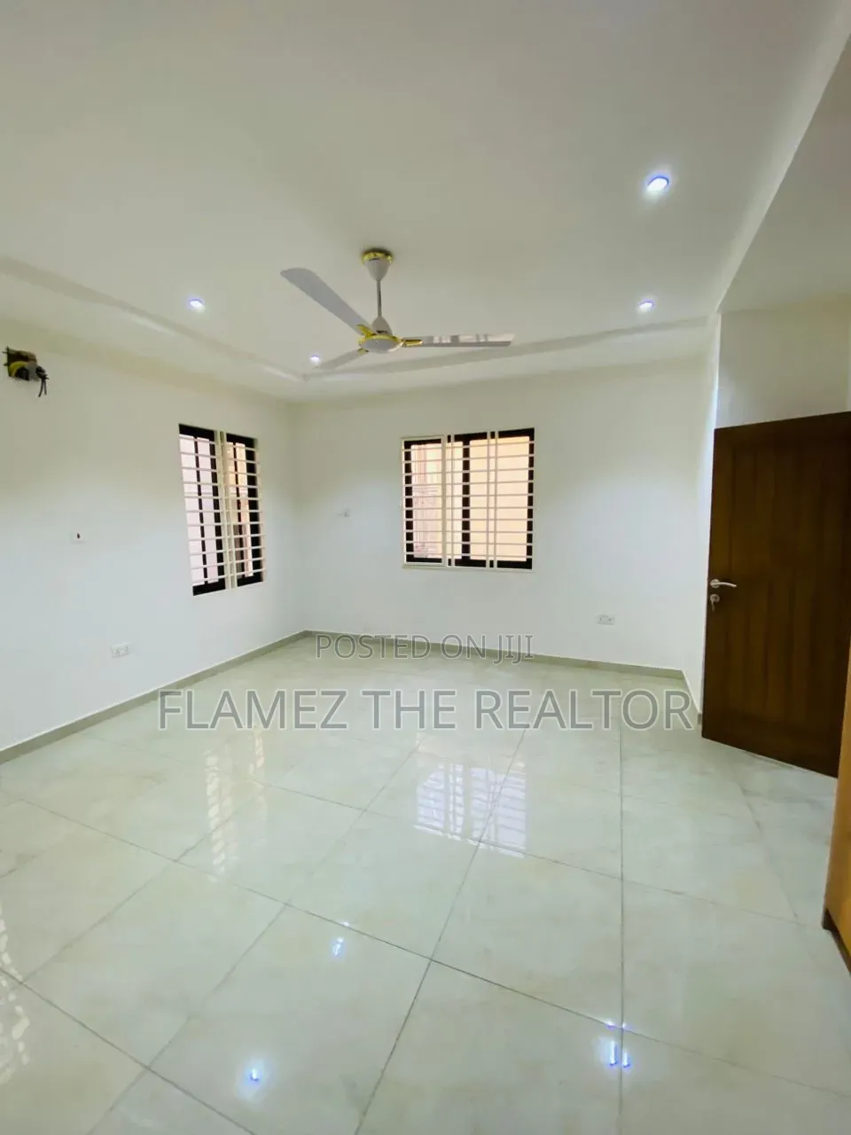 2bdrm Duplex in Achimota Mall, Ola Achool Area for rent
