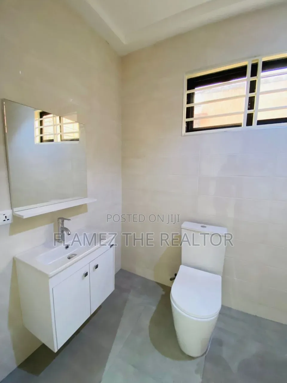 2bdrm Duplex in Achimota Mall, Ola Achool Area for rent