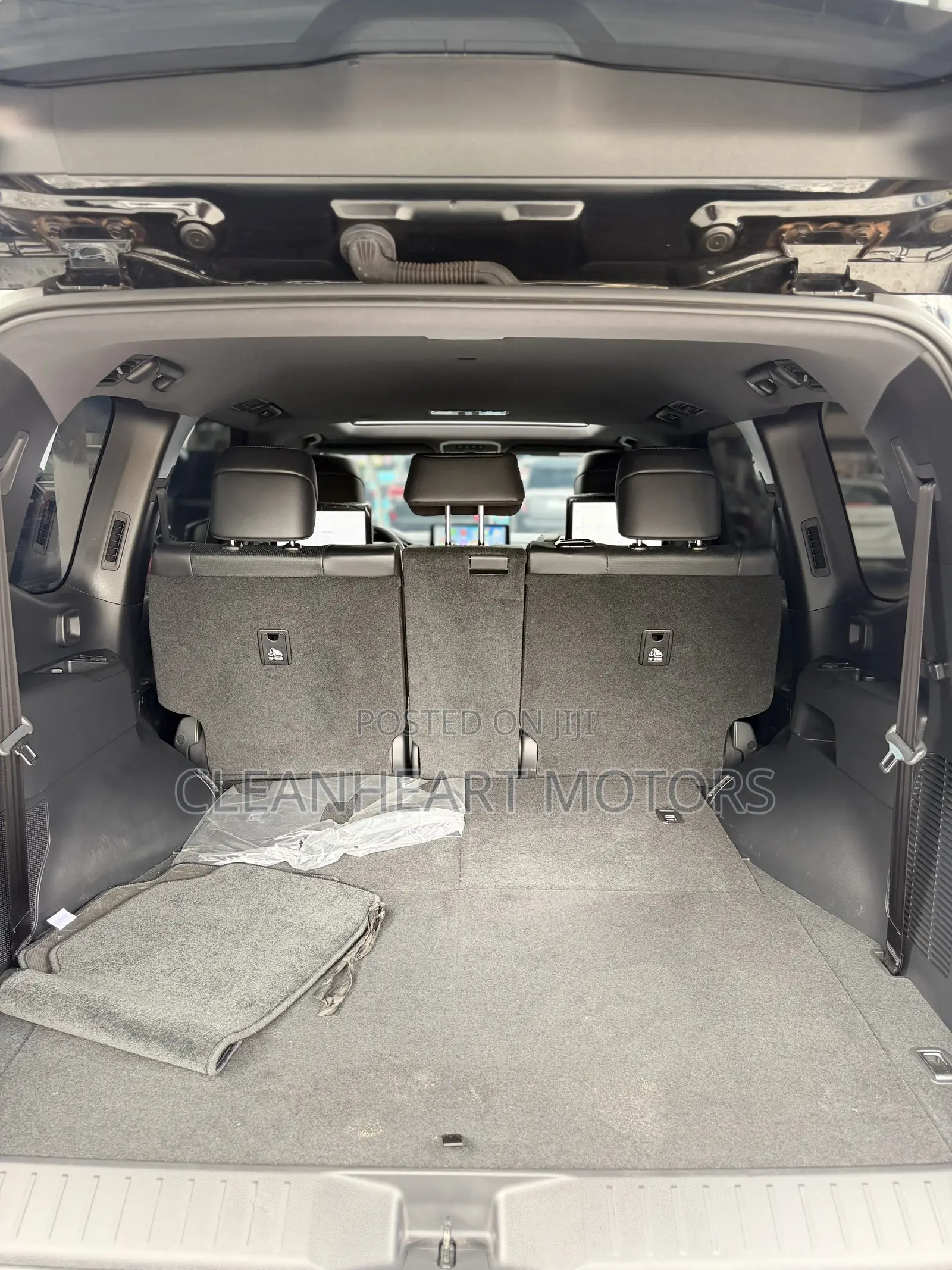Toyota Land Cruiser 2025 Black