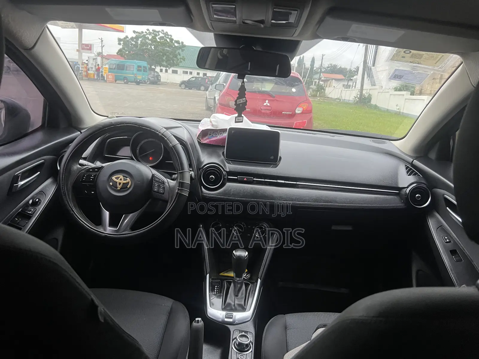 Toyota Yaris iA 1.5 FWD 2017 Gray